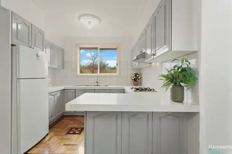 Sixth view of Homely house listing, 2/8 Highlands Road, Thomastown VIC 3074