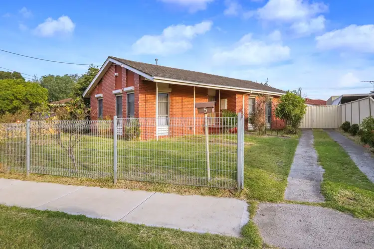 5 Pickersgill Avenue, Sunshine West VIC 3020