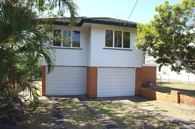 Second view of Homely house listing, 26 McIlwraith Avenue, Norman Park QLD 4170