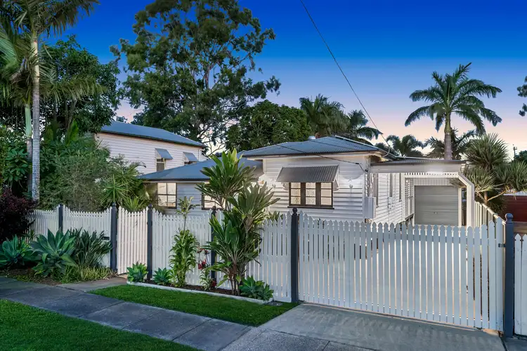32 Madgwick Street, Wynnum QLD 4178