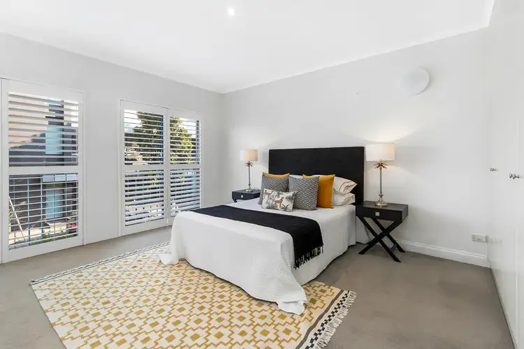 Sixth view of Homely apartment listing, 2/10 Cassins Avenue, North Sydney NSW 2060