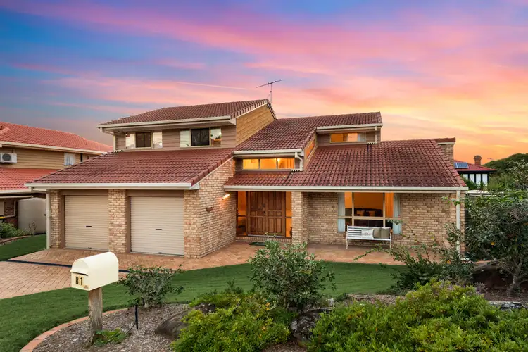 81 Donnington Street, Carindale QLD 4152