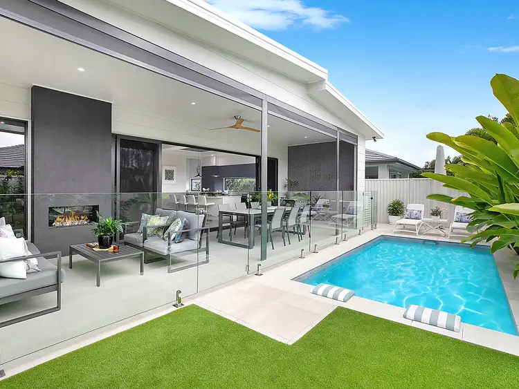 15 Sydney Avenue, Pelican Waters QLD 4551