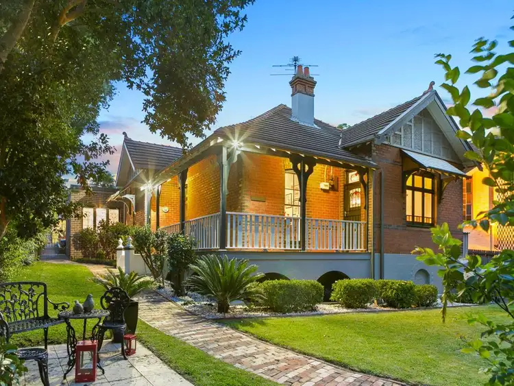 438 Blaxland Road, Denistone NSW 2114