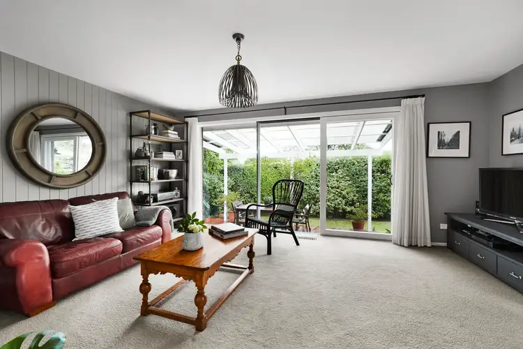 Third view of Homely villa listing, 6/3 Station Street, Kew East VIC 3102