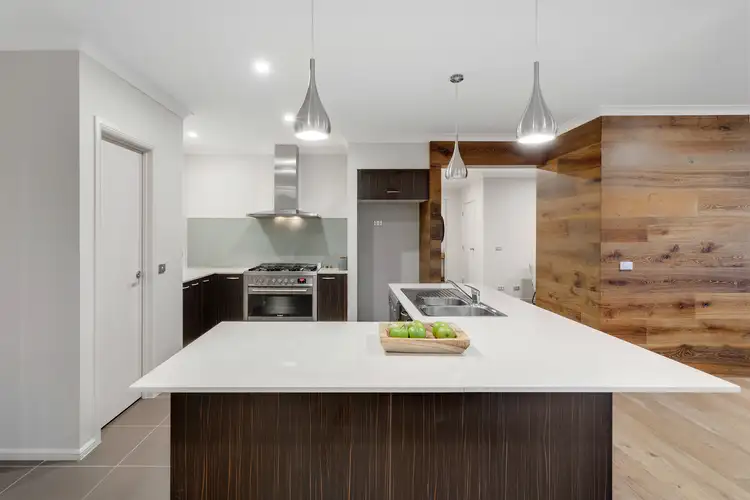 Fifth view of Homely house listing, 15 Arwon Court, Sandhurst VIC 3977