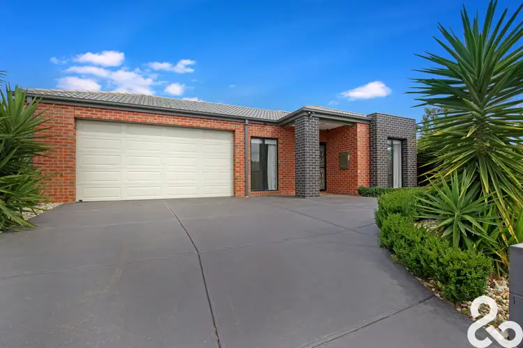 16 Port Road, Doreen VIC 3754