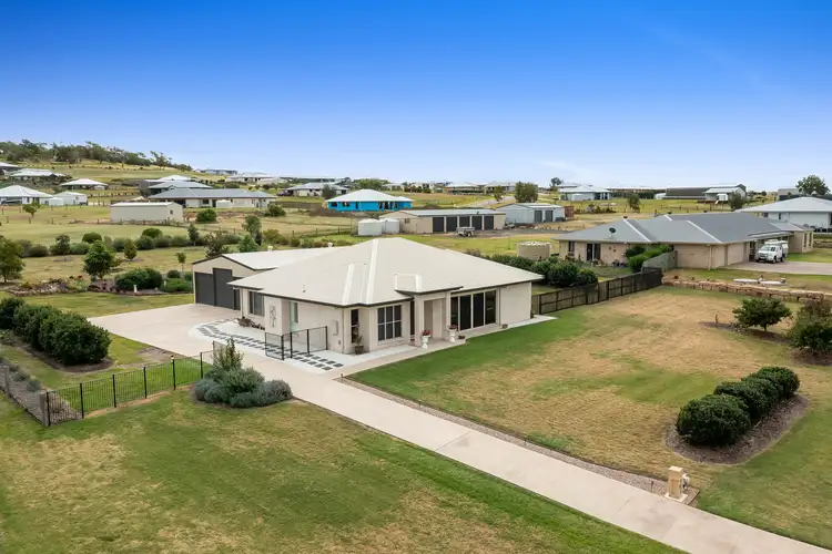 3 Storeys Road, Kingsthorpe QLD 4400