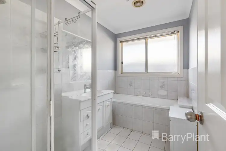 Seventh view of Homely unit listing, 2/38 Antonie Avenue, Delahey VIC 3037