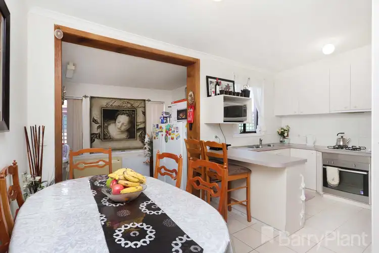 Fifth view of Homely house listing, 5 Lorraine Crescent, Jacana VIC 3047