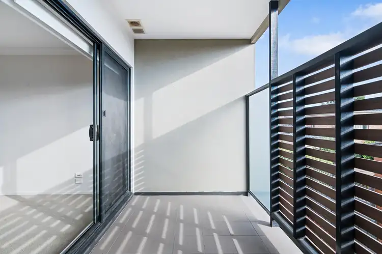 Fifth view of Homely apartment listing, 5/1042 Doncaster Road, Doncaster East VIC 3109