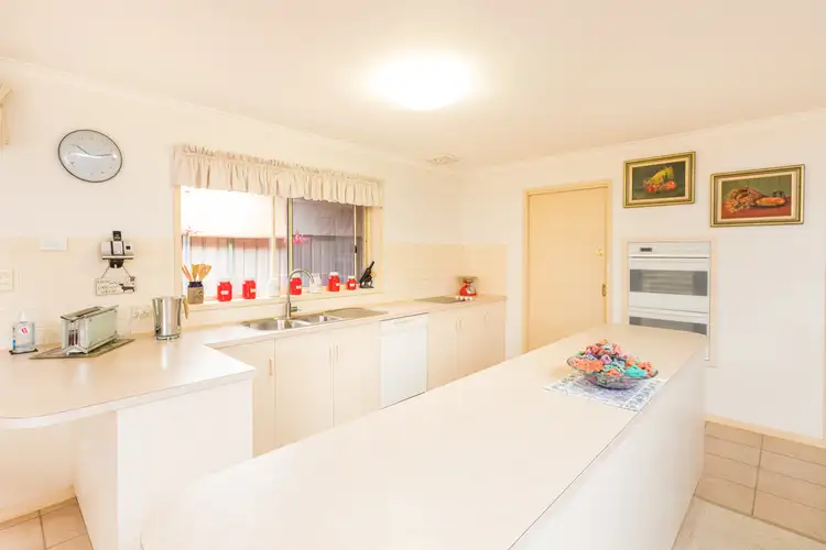 Third view of Homely house listing, 8 Macquarie Court, Mildura VIC 3500