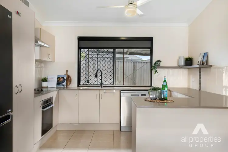 Second view of Homely house listing, 7 Gerbera Place, Regents Park QLD 4118