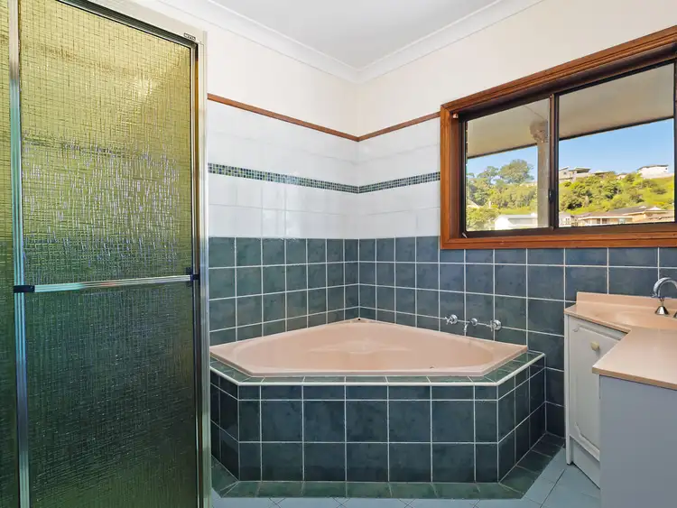Sixth view of Homely house listing, 5 Whimbrel Avenue, Berkeley NSW 2506