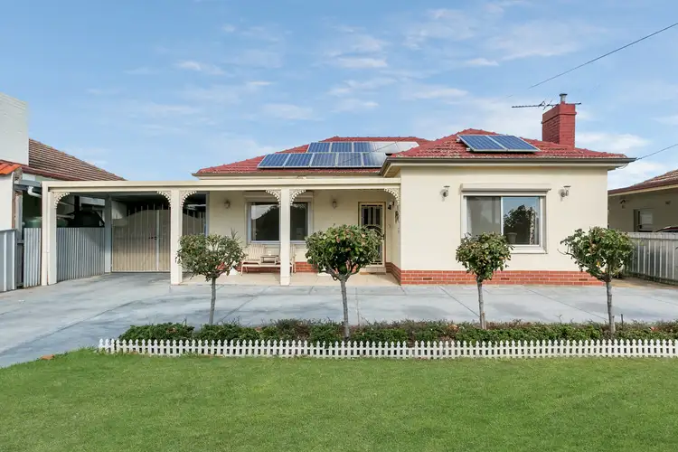54 English Avenue, Clovelly Park SA 5042