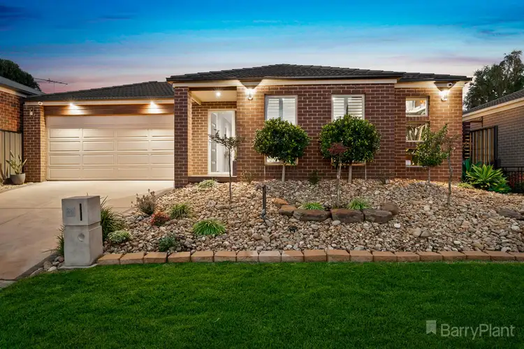 21 Lucerne Circuit, Pakenham VIC 3810