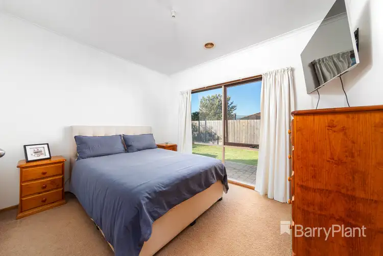 Sixth view of Homely house listing, 18 Farnborough Avenue, Craigieburn VIC 3064
