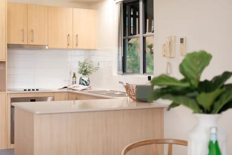 Sixth view of Homely unit listing, 10/68 Heidelberg Street, East Brisbane QLD 4169