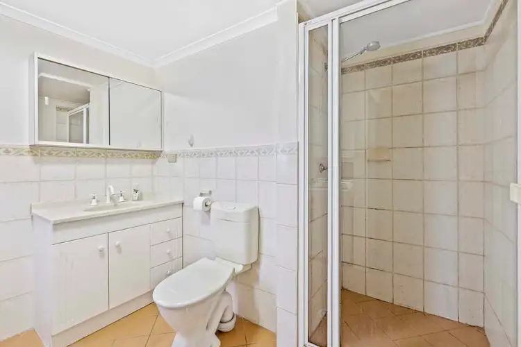 Fifth view of Homely unit listing, 1/56 London Road, Clayfield QLD 4011