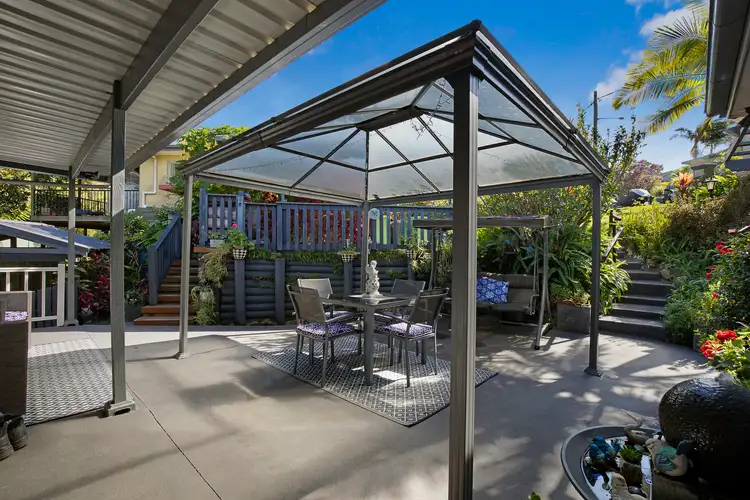 Second view of Homely house listing, 10 Opala Avenue, Wyoming NSW 2250