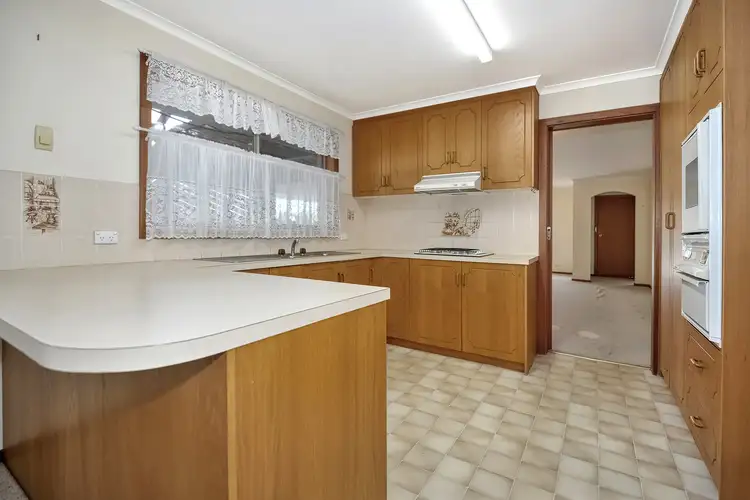 Second view of Homely house listing, 5 Lindsay Court, Stawell VIC 3380