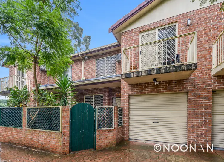2/2a Cullens Road, Punchbowl NSW 2196
