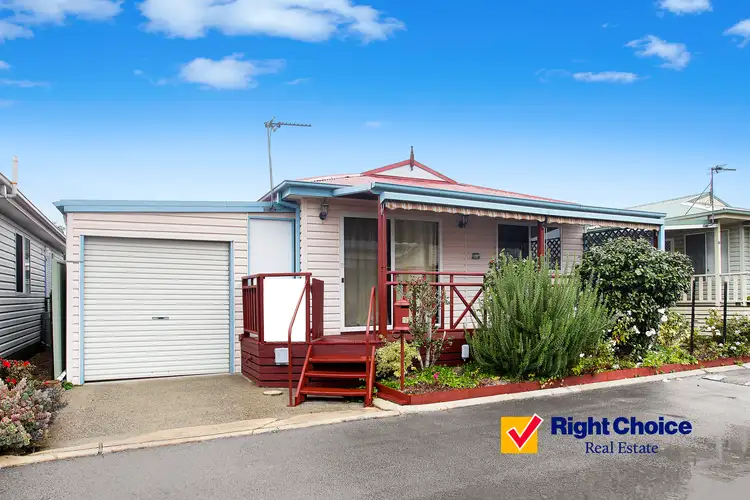 62 Angophora Crescent, Kanahooka NSW 2530
