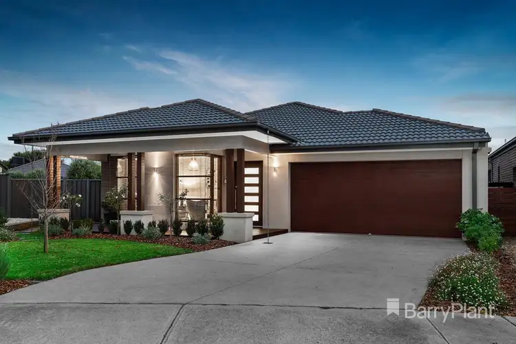 16 St Leonard Drive, South Morang VIC 3752