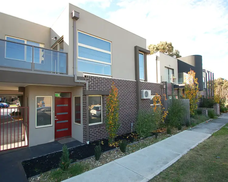 5/68 Wheatsheaf Road, Glenroy VIC 3046