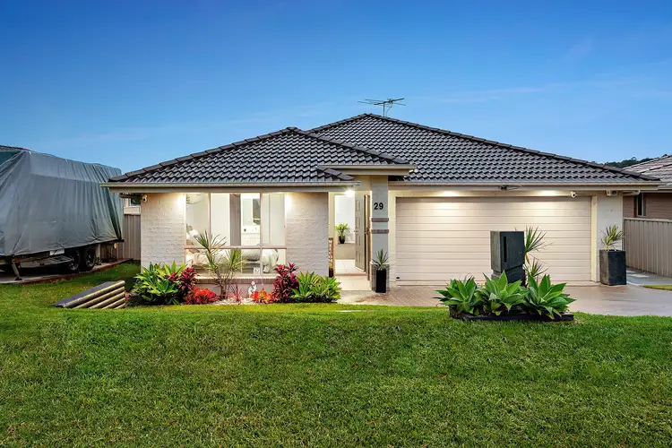 29 Northridge Drive, Cameron Park NSW 2285