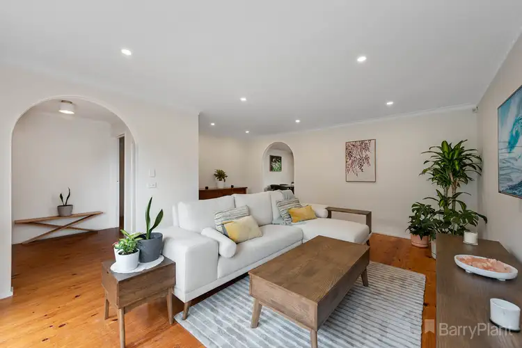 Second view of Homely house listing, 18 Mahon Crescent, Narre Warren VIC 3805