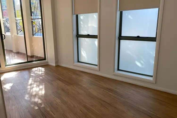 Fourth view of Homely apartment listing, 1/198 Peel Street, North Melbourne VIC 3051