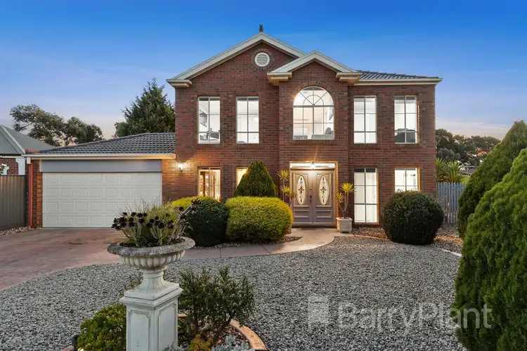 15 Shaw Close, Bell Post Hill VIC 3215