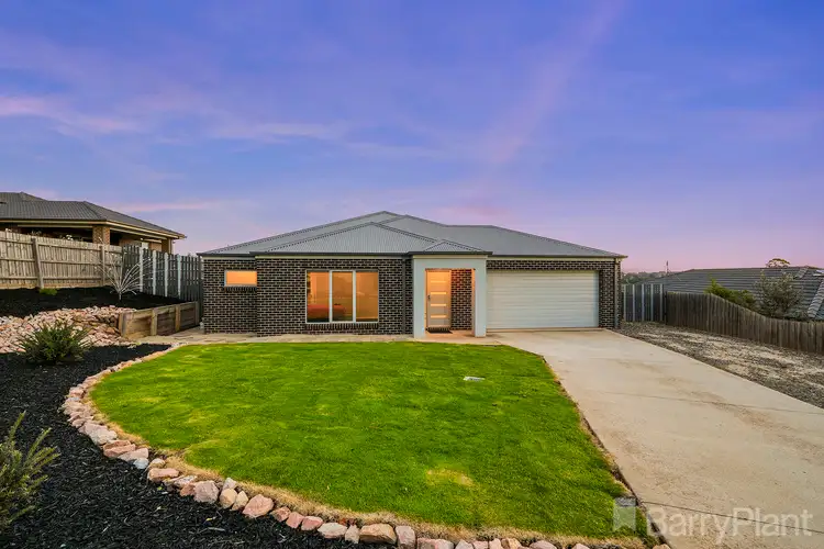 42 Kensington Square, Drouin VIC 3818