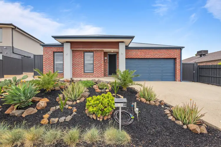 6 Hamish Road, Darley VIC 3340