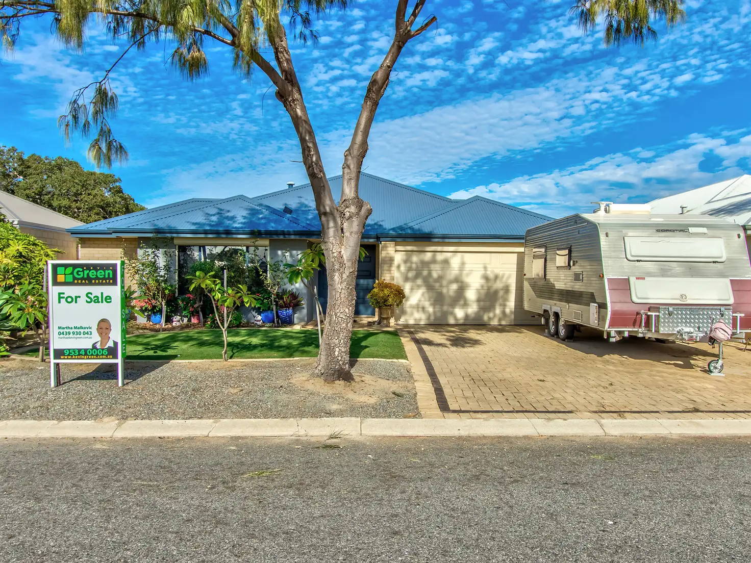 Main view of Homely house listing, 10 Honeydew Trail, Wannanup WA 6210