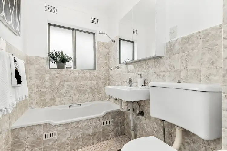 Sixth view of Homely apartment listing, 11/29 Westminster Avenue, Dee Why NSW 2099