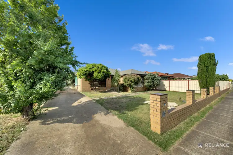 98 Main Road East, St Albans VIC 3021