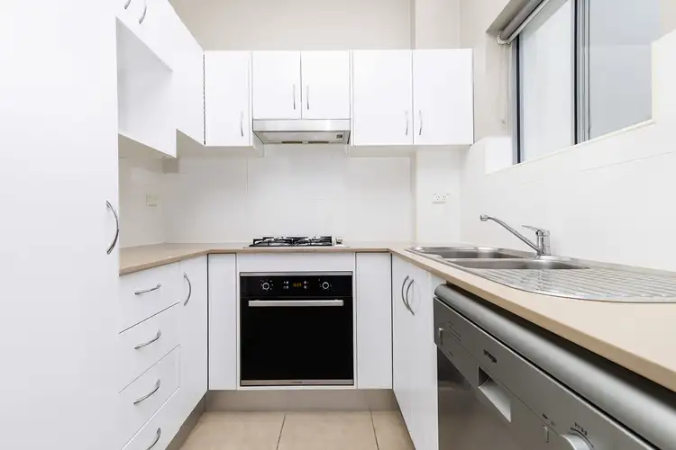 Third view of Homely apartment listing, 19/7-13 Brookvale Avenue, Brookvale NSW 2100