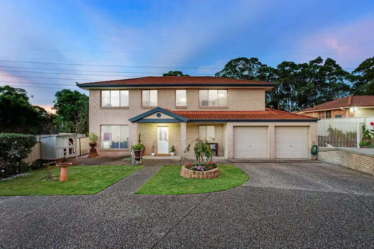 42 Dalmeny Drive, Macquarie Hills NSW 2285