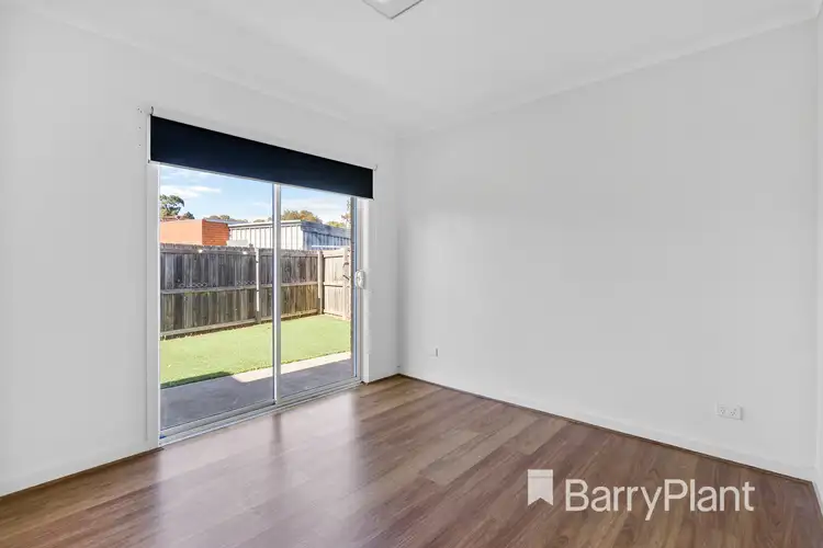 Fourth view of Homely unit listing, 2/6 McRae Avenue, St Albans VIC 3021
