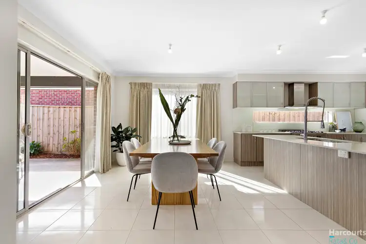 Fourth view of Homely house listing, 8 Las Pozas Avenue, Wollert VIC 3750