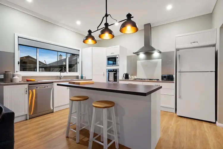 Fifth view of Homely house listing, 370 Honour Avenue, Corowa NSW 2646