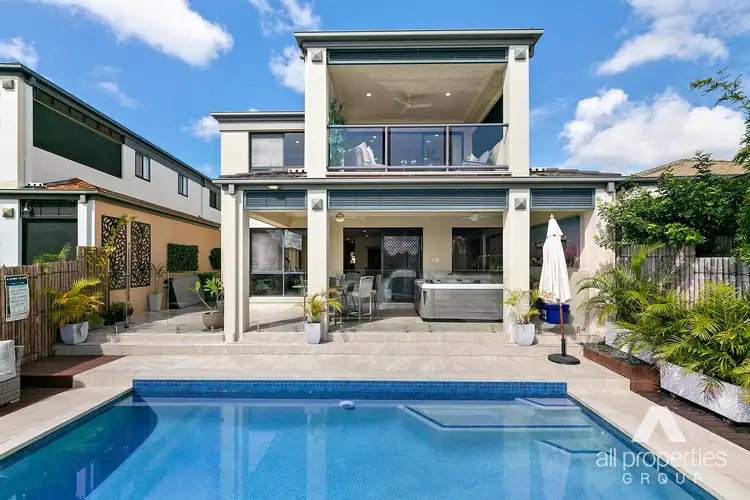 503 Oyster Cove Promenade, Helensvale QLD 4212