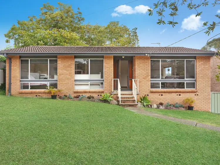 18 Beaumont Avenue, Wyoming NSW 2250