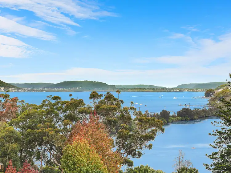 16/10 Batley Street, Gosford NSW 2250
