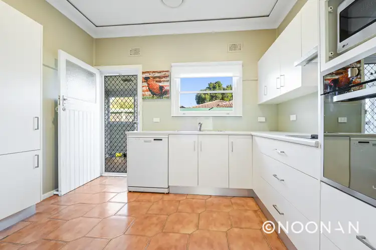 Fifth view of Homely semi-detached listing, 1/292 President Avenue, Gymea NSW 2227