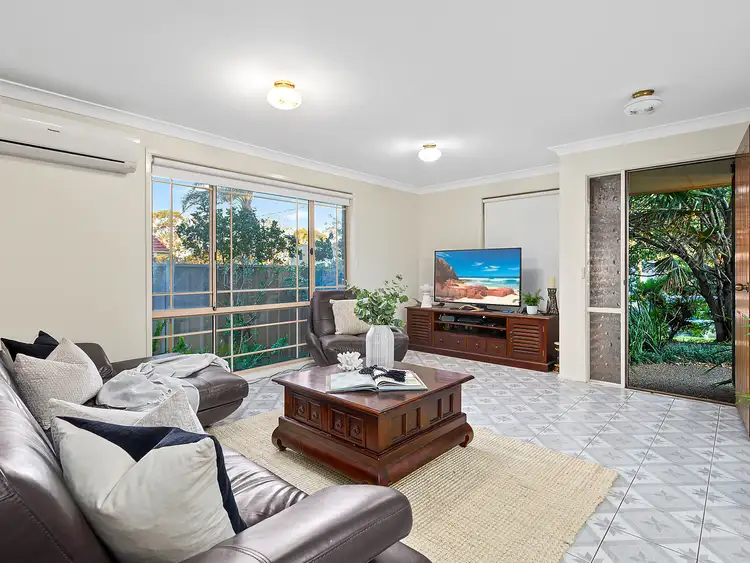 Third view of Homely villa listing, 1/272 Farmborough Road, Farmborough Heights NSW 2526