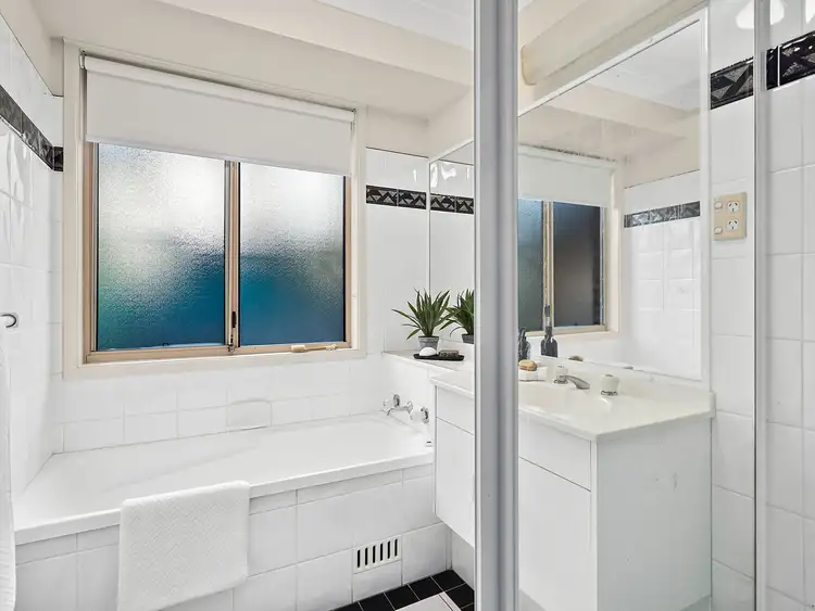 Sixth view of Homely villa listing, 1/272 Farmborough Road, Farmborough Heights NSW 2526
