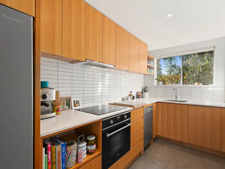 Second view of Homely apartment listing, 7/6 Glen Eira Road, Ripponlea VIC 3185